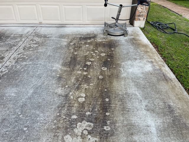 Accurate Window Cleaning and Power Washing - Window Cleaning in Lawndale