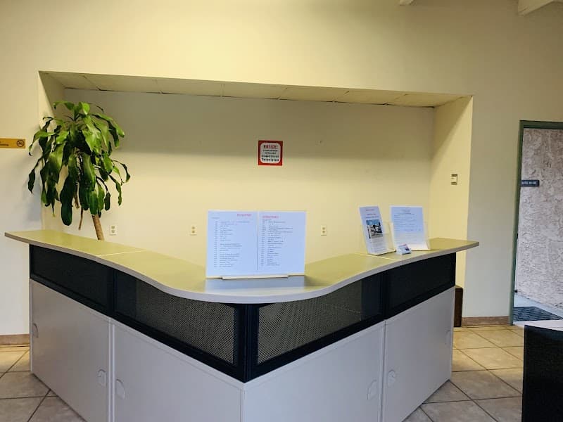 Cali Janitorial Services - Commercial Cleaning in Garden Grove