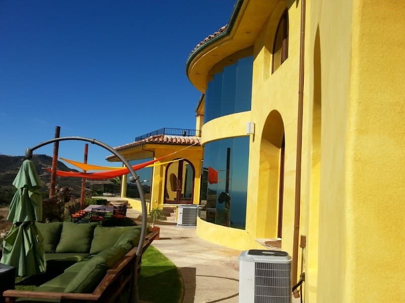 Clean & Clear Window Washing - Window Cleaning in Beverly Hills