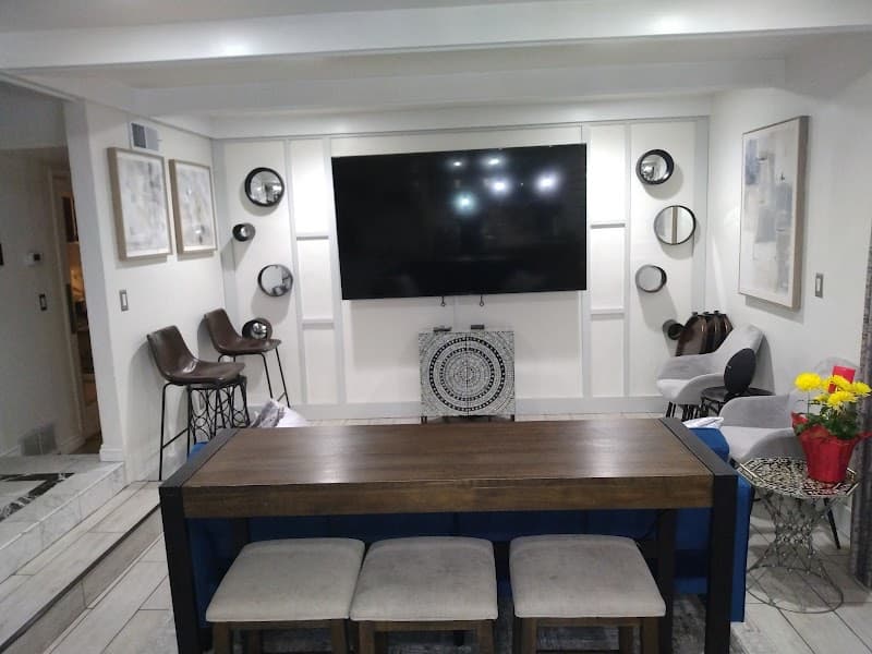 Custom Cleaning Solution LLC - Commercial Cleaning in Lawndale