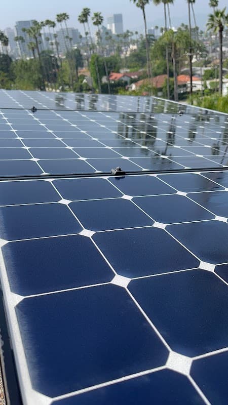 Guru Solar Cleaning LLC - Window Cleaning in Long Beach