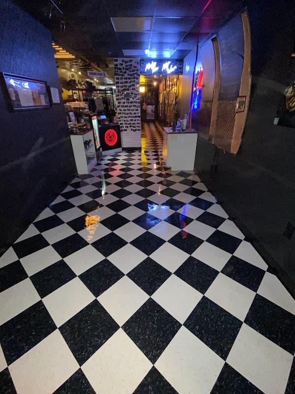 Hot Shot Commercial Services, LLC - Commercial Cleaning in Lakewood