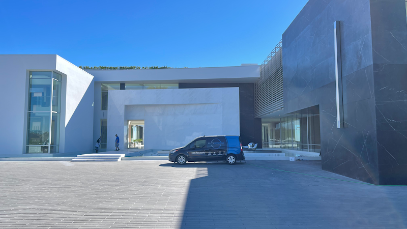 L.A. Elite Window Cleaning Inc. - Window Cleaning in Beverly Hills