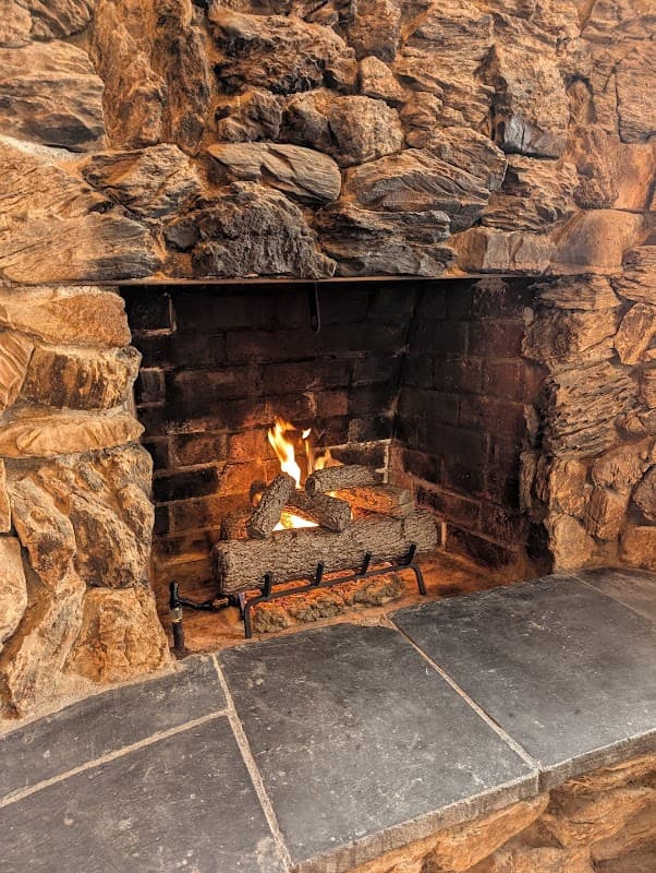 Royal Cleaning Service - House Cleaning in Burbank