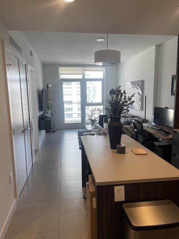 Spotless Cleaning Lux - House Cleaning in Los Angeles